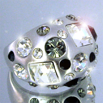 Swarovski crystals element ring